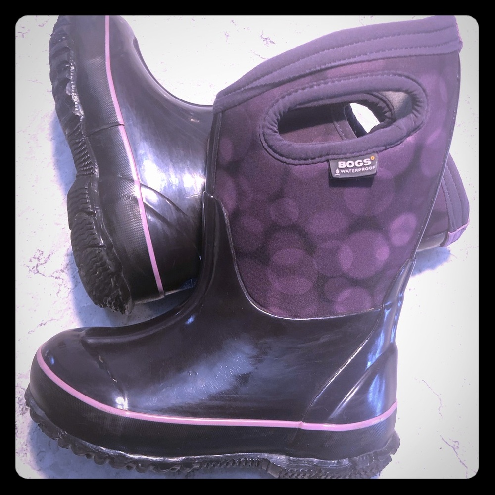 Dark purple Bogs waterproof insulated rain boots